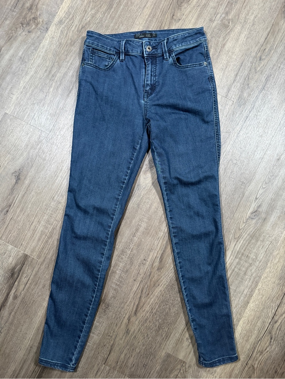 Prana Women's Skinny Jeans in Dark Blue Wash - Size 4/27